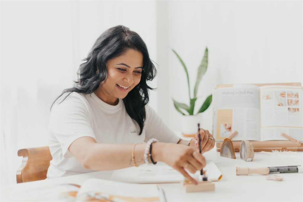Find Me Lettering - Calligrapher
